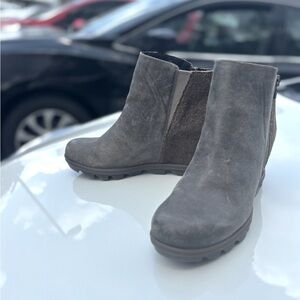 Sorel Charcoal Ankle Booties 10